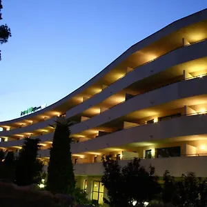 https://festival-village-apartments.catalonia-hotels.com