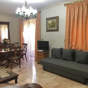 Amplio Apartamento En Plaza Trinidad Apartamento
