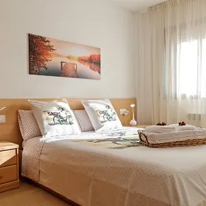 https://apartamento-el-lila-2.topcostabravahotels.com